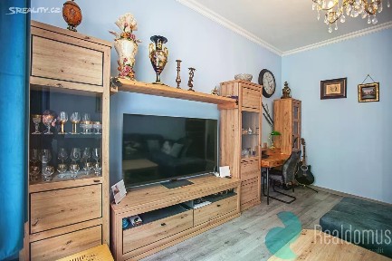 Prodej bytu 2+1 75 m² Raisova, Karlovy Vary