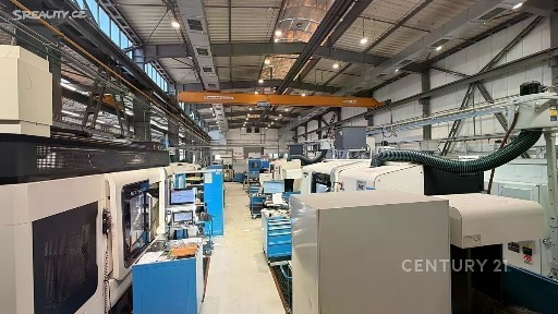 Pronájem výrobní haly, prostoru 3000 m² Za Mostem, Ivančice - Němčice