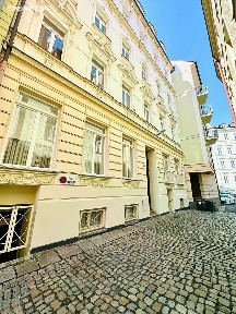 Prodej obchodního prostoru 111 m² Zámecký vrch, Karlovy Vary