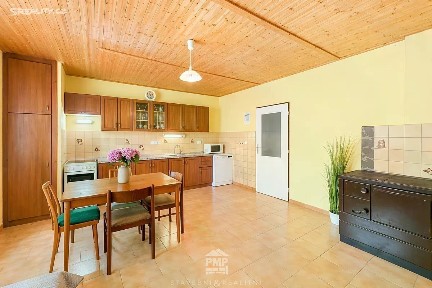 Prodej rodinného domu 185 m², pozemek 1145 m² Věrovany