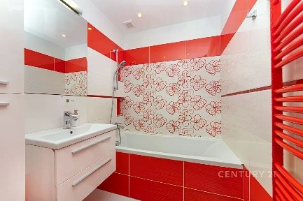 Pronájem bytu 3+1 70 m² Erbenova, Třinec - Staré Město