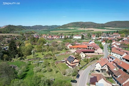 Prodej rodinného domu 160 m², pozemek 876 m² Lomnička
