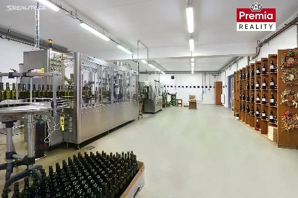 Prodej výrobní haly, prostoru 1500 m² U Vinohradu, Nový Šaldorf-Sedlešovice - Nový Šaldorf