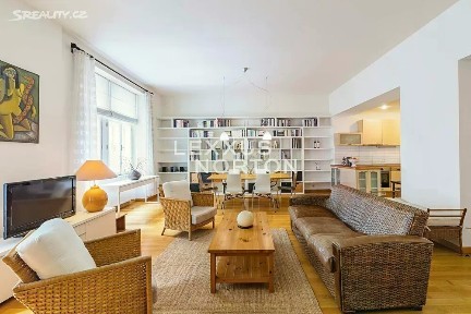 Prodej bytu 2+1 80 m² Vojtěšská, Praha - Nové Město