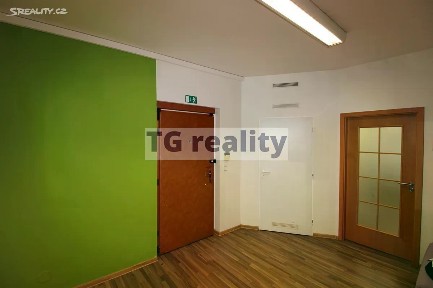 Pronájem kanceláře 58 m² Nad Šutkou, Praha - Kobylisy