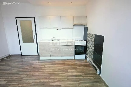 Pronájem bytu 1+kk 32 m² Čáslavská, Český Těšín