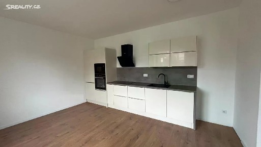 Pronájem bytu 3+1 100 m² Hlučínská, Ostrava - Petřkovice