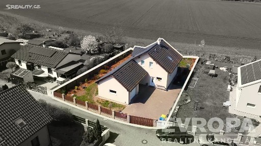 Prodej rodinného domu 145 m², pozemek 663 m² Břežany II