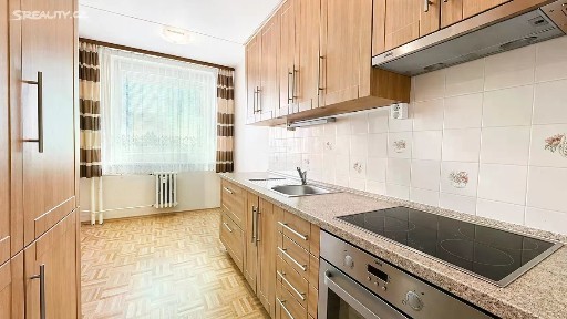 Prodej bytu 3+1 75 m² Za dvorem, Praha - Krč