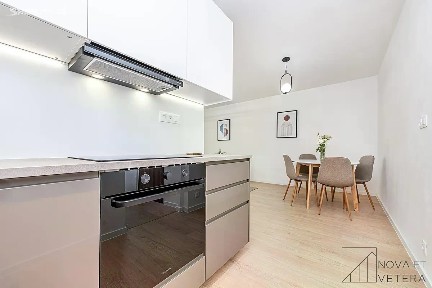 Prodej bytu 4+kk 76 m² Poznaňská, Praha - Bohnice