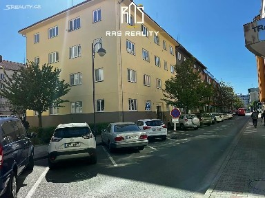 Prodej bytu 2+1 60 m² Pardubice - Zelené Předměstí