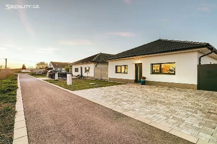 Prodej rodinného domu 121 m², pozemek 745 m² Strachotice