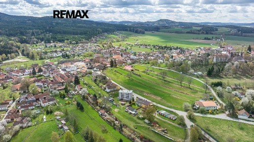 Prodej činžovního domu 472 m² Družstevní, Besednice