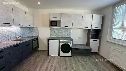 Pronájem bytu 1+1 42 m² Palackého, Znojmo