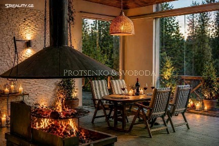 Prodej rodinného domu 642 m², pozemek 6248 m² Samopše