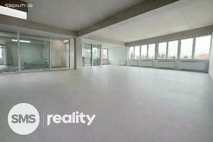 Pronájem obchodního prostoru 167 m²