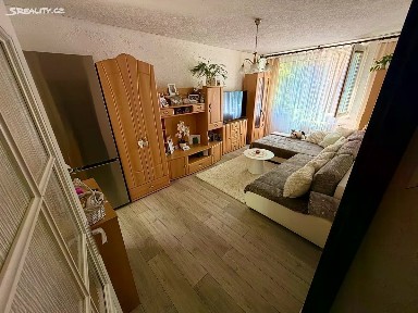 Prodej bytu 3+1 63 m² Šimůnkova, Praha - Kobylisy