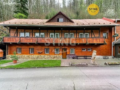 Prodej ubytovacího zařízení 813 m² Spálov
