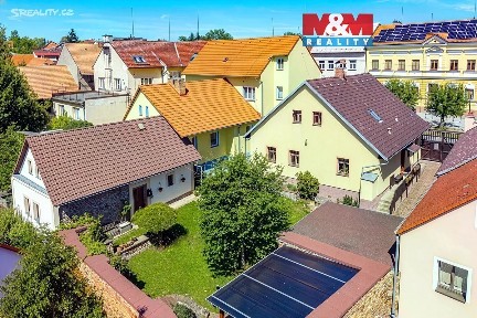 Prodej rodinného domu 213 m², pozemek 695 m² Horní náměstí, Divišov