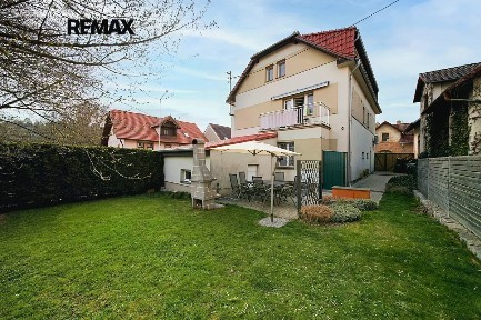 Prodej rodinného domu 220 m², pozemek 322 m² Bezručova, Mnichovice