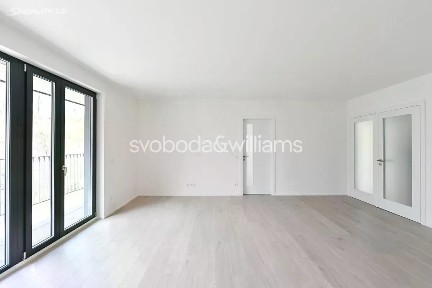 Pronájem bytu 4+kk 92 m² Hartigova, Praha - Žižkov