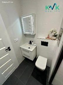 Prodej bytu 1+1 36 m² Úvalská, Karlovy Vary - Drahovice