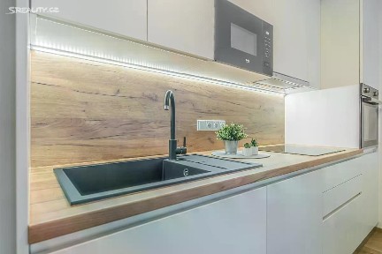 Pronájem bytu 2+kk 57 m² Litoměřická, Praha - Prosek