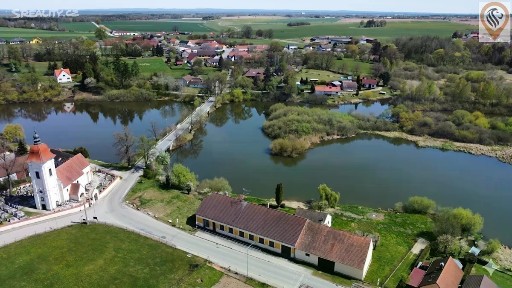 Prodej rodinného domu 387 m², pozemek 1509 m² Lišov - Dolní Slověnice