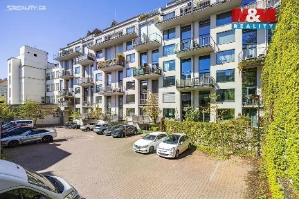 Prodej bytu 2+kk 45 m² U libeňského pivovaru, Praha - Libeň