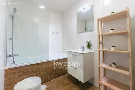 Prodej bytu 3+1 63 m² Peškova, Ústí nad Labem - Mojžíř