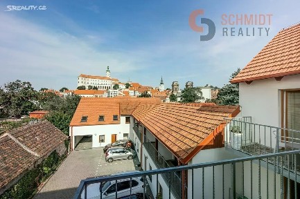 Prodej bytu 1+kk 16 m² Koněvova, Mikulov
