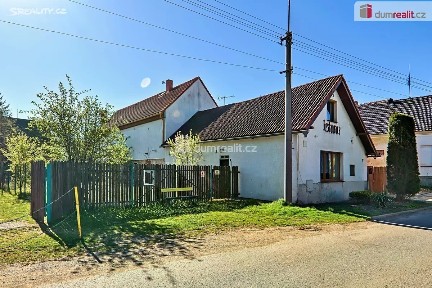 Prodej rodinného domu 350 m², pozemek 1985 m² Hořesedly