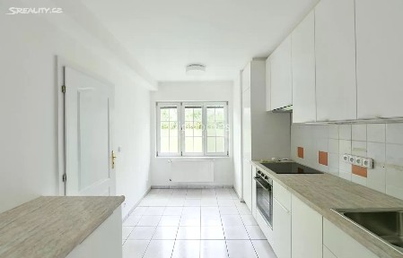 Pronájem vily 197 m², pozemek 408 m²
