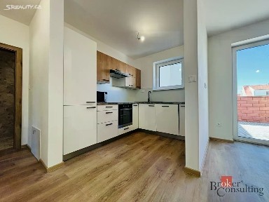 Pronájem bytu 3+kk 99 m² P. Bezruče, Valtice