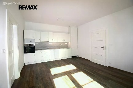 Pronájem bytu 2+kk 64 m² Mírové nám., Písek - Budějovické Předměstí