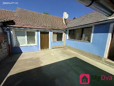 Prodej rodinného domu 100 m², pozemek 1356 m² Újezd