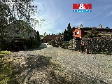 Prodej zemědělské usedlosti 214 m², pozemek 48913 m² Hrabyně