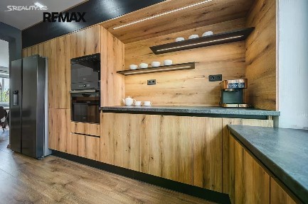 Prodej rodinného domu 290 m², pozemek 671 m² Vítězná, Ratíškovice