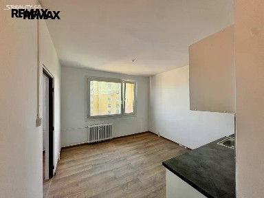 Pronájem bytu 1+1 36 m² Sídliště Za Chlumem, Bílina - Teplické Předměstí