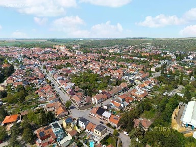 Slavkov u Brna, Vyškov, Slovanská