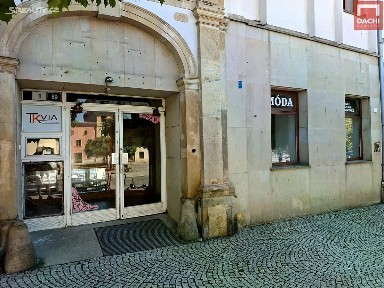 Pronájem obchodního prostoru 70 m²