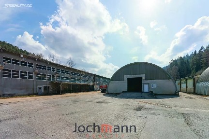 Pronájem skladového prostoru 450 m² Papírenská, Větřní