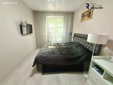 Prodej bytu 2+1 60 m² Vítězná, Karlovy Vary