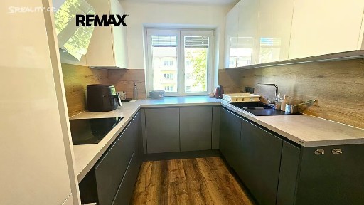 Prodej bytu 2+kk 66 m² U Trojice, České Budějovice - České Budějovice 3
