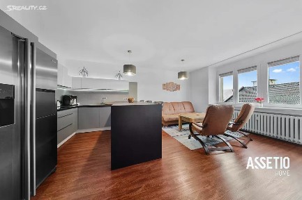 Prodej bytu 3+kk 83 m² Šternberská, Uničov