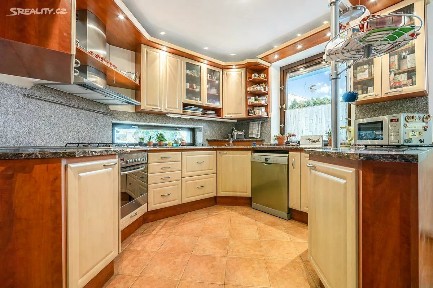 Prodej rodinného domu 282 m², pozemek 675 m² Chvalínská, Roudnice nad Labem - Podlusky