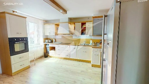 Pronájem bytu 3+1 150 m² Ruská, Plzeň - Východní Předměstí