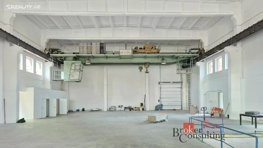 Pronájem skladového prostoru 2785 m²