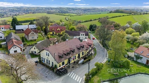 Pronájem restaurace 592 m²