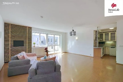 Prodej bytu 3+kk 74 m² Ve žlíbku, Praha - Horní Počernice